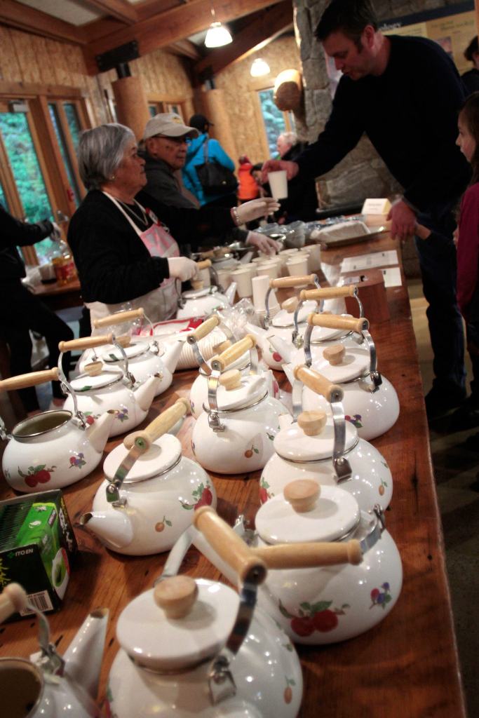 Photos from mochi tsuki 2017 on Bainbridge Island | GALLERY