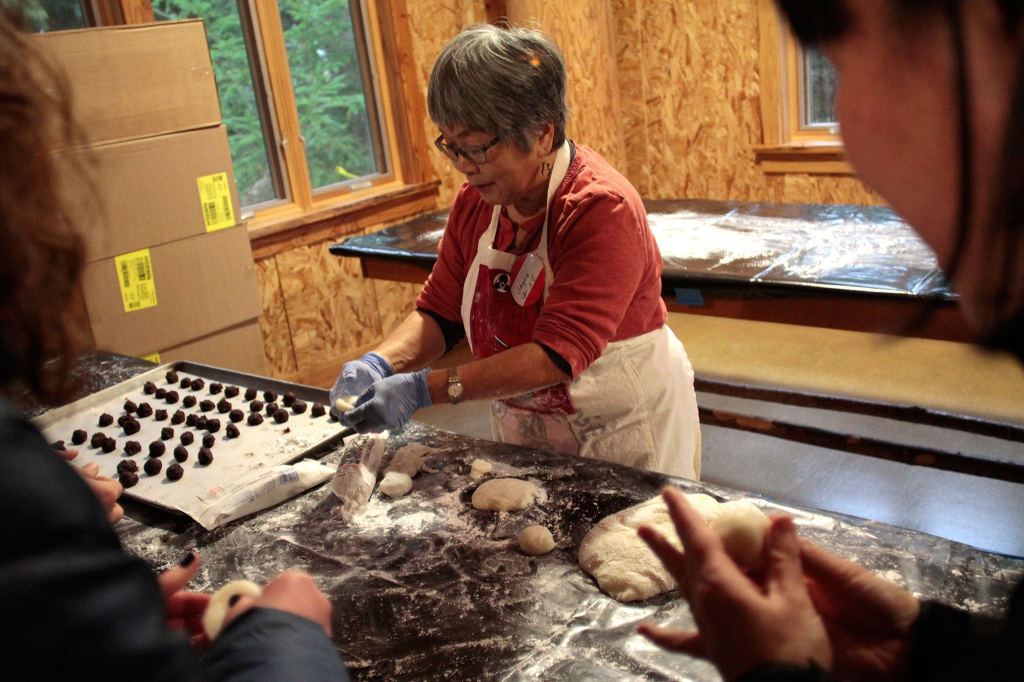 Photos from mochi tsuki 2017 on Bainbridge Island | GALLERY