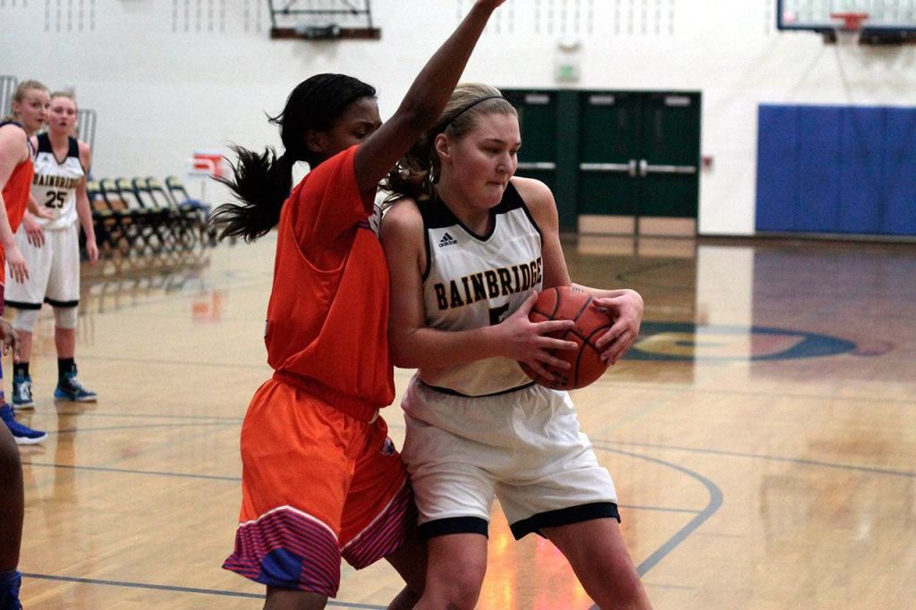 Spartans struggle through Viking visit | GALLERY