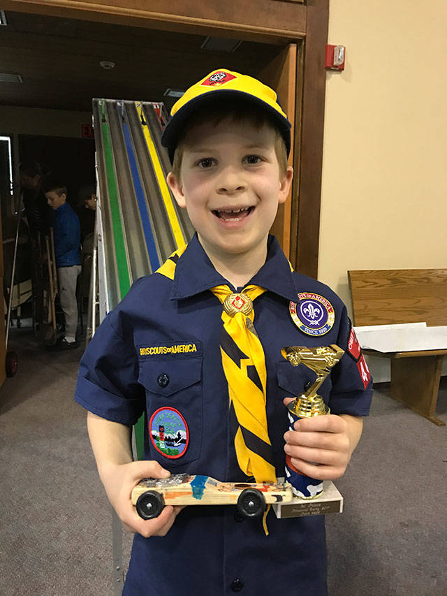 Scout Pack 4496 spends a day at the races