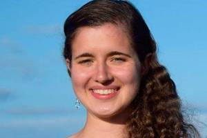 Bainbridge student wins scholarship
