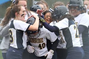Spartans earn Metro fastpitch win in girls softball