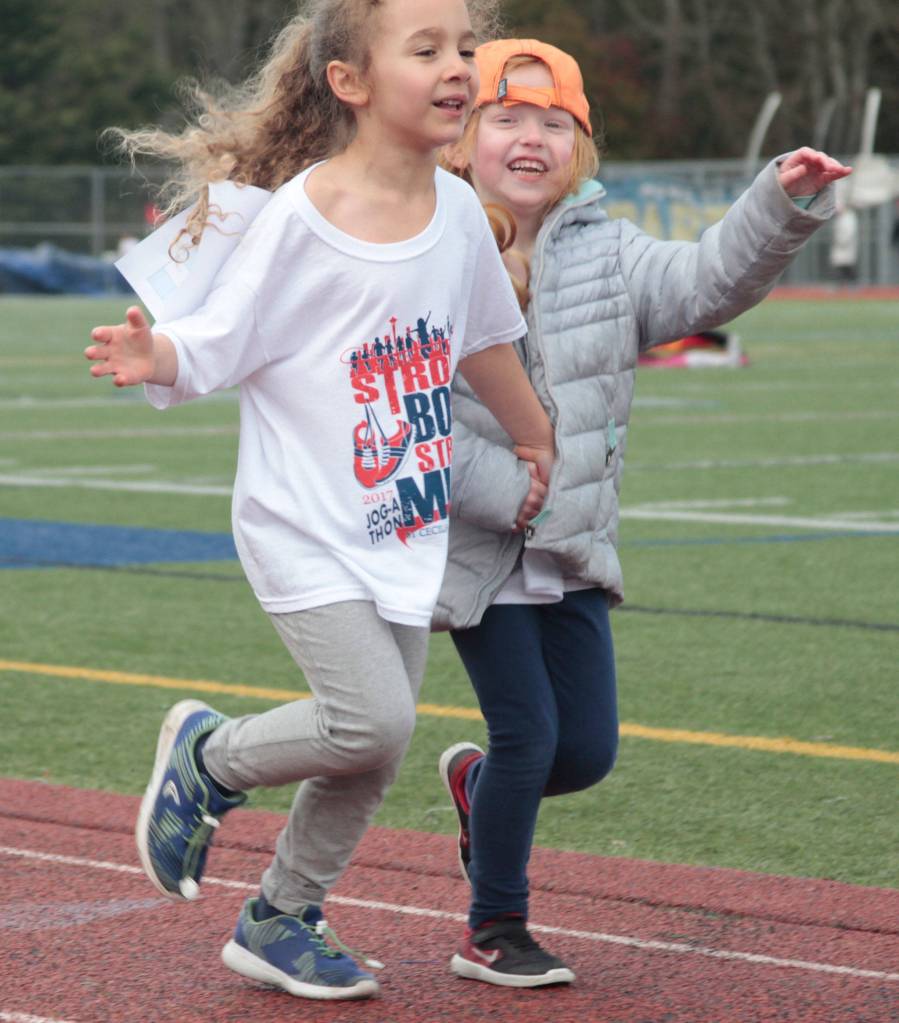 Speedy students crack 300 miles in jog-a-thon | Gallery