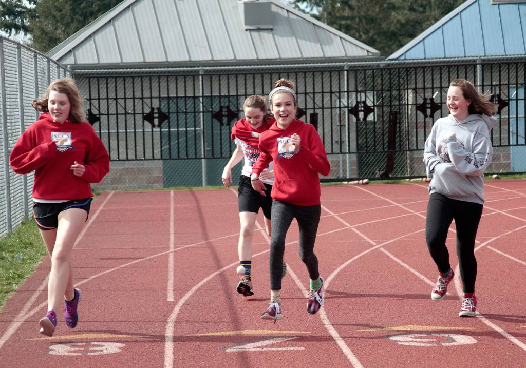 Speedy students crack 300 miles in jog-a-thon | Gallery