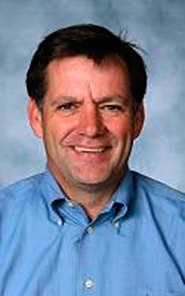 Commodore principal resigns