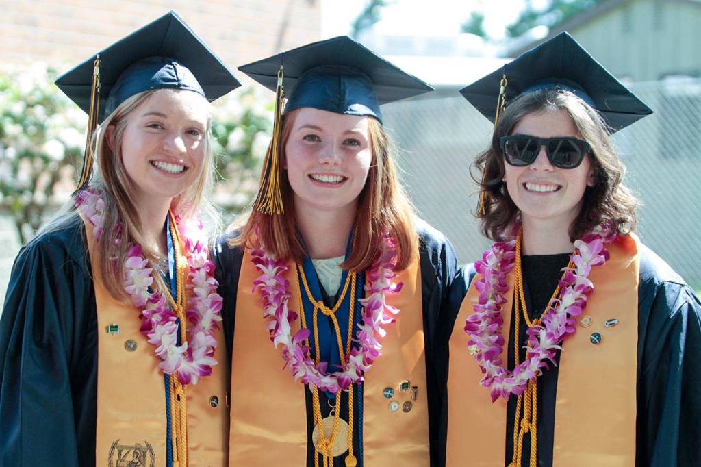 Pictures of pomp: Photos from the 2017 Bainbridge graduation ceremony | Photo gallery