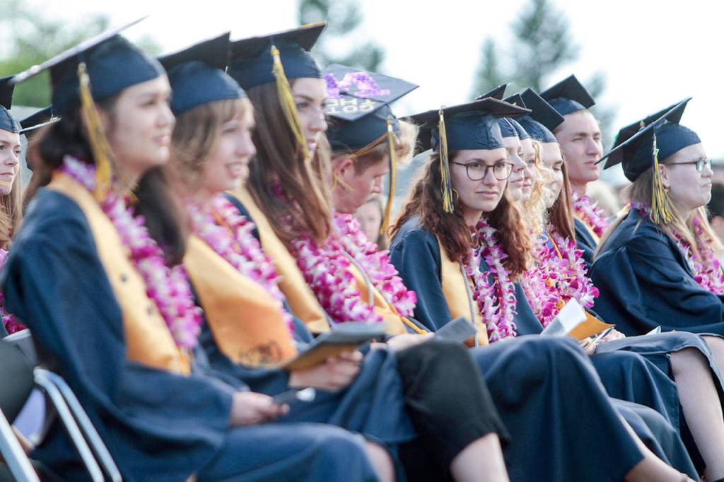Pictures of pomp: Photos from the 2017 Bainbridge graduation ceremony | Photo gallery