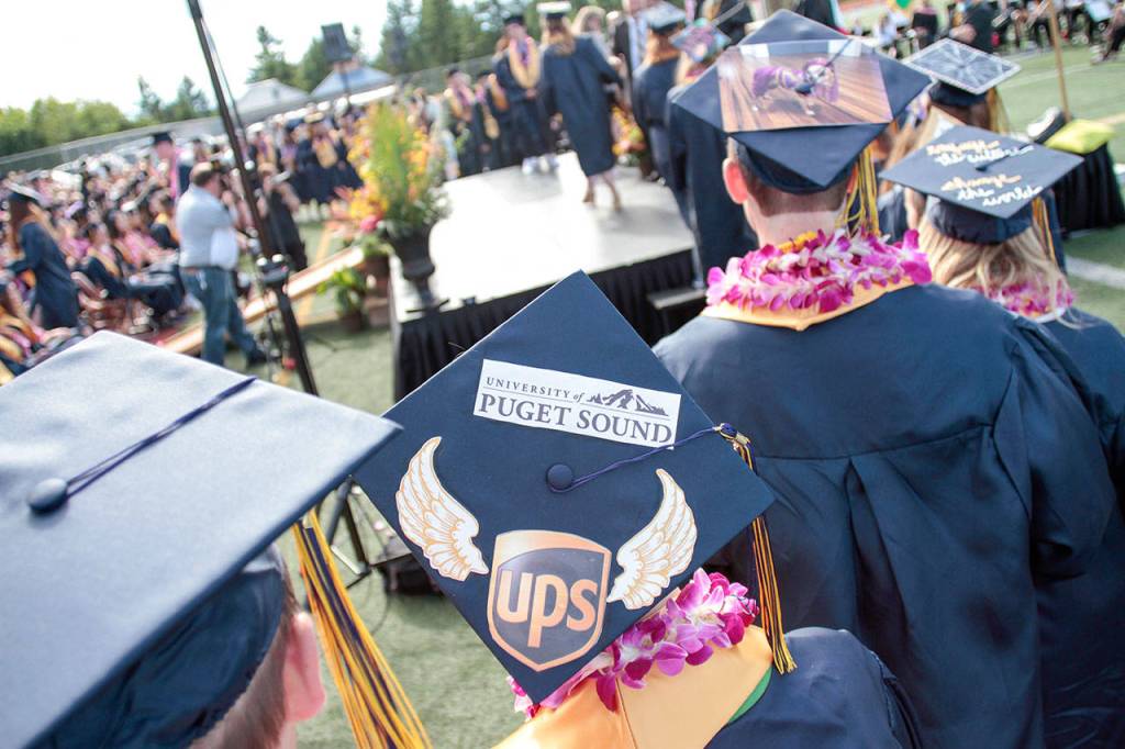 Pictures of pomp: Photos from the 2017 Bainbridge graduation ceremony | Photo gallery
