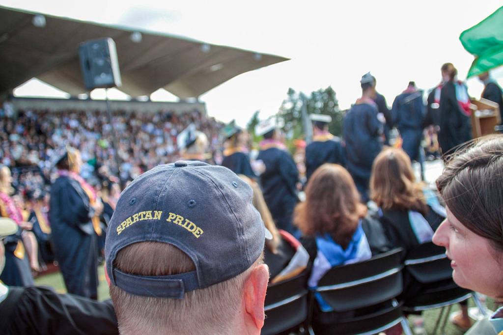 Pictures of pomp: Photos from the 2017 Bainbridge graduation ceremony | Photo gallery