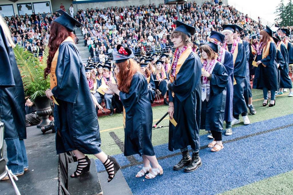 Pictures of pomp: Photos from the 2017 Bainbridge graduation ceremony | Photo gallery