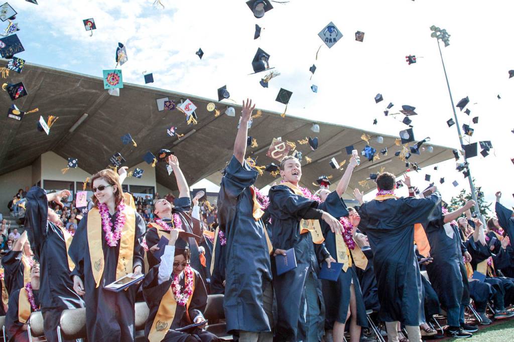 Pictures of pomp: Photos from the 2017 Bainbridge graduation ceremony | Photo gallery