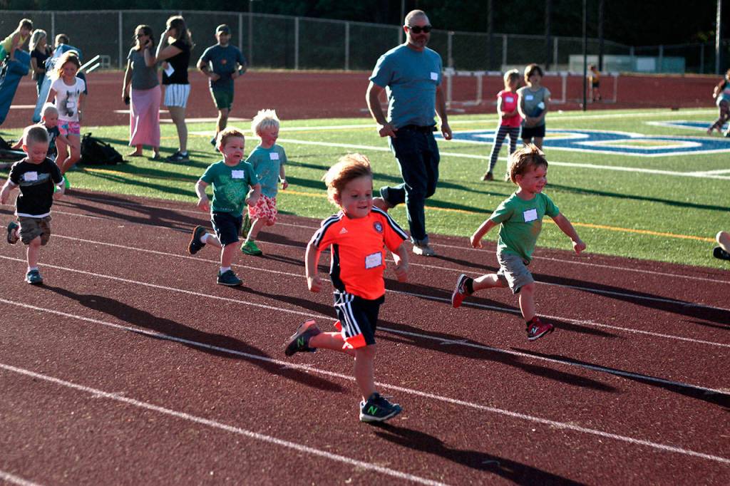 Scenes from the third All-Comers Track Meet | Photo gallery