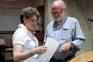 Olympic champ honored by Bainbridge