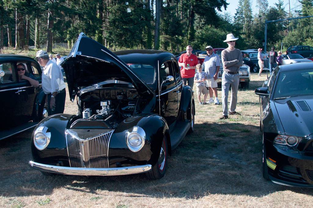 Catch a glimpse of the Classic Car Cruise-In | Photo gallery