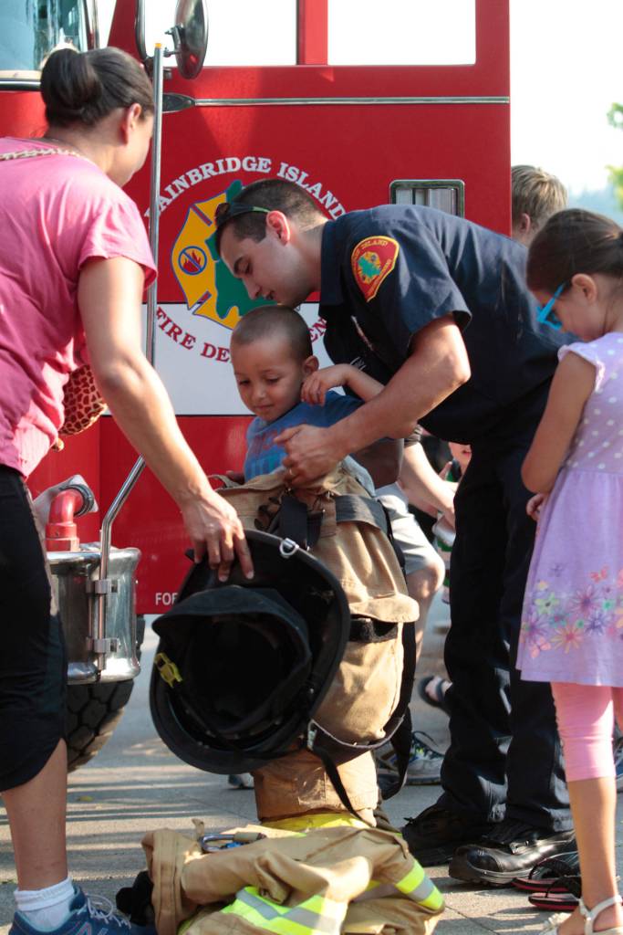 National Night Out is a big hit with all ages | Photo gallery
