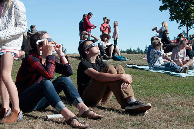 Eclipse on Bainbridge Island | Photo gallery