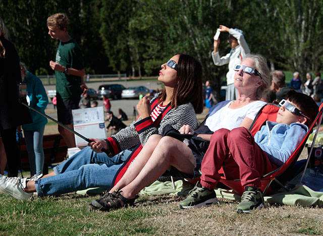 Eclipse on Bainbridge Island | Photo gallery