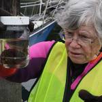 Islanders go deep to save sea life | Photo gallery