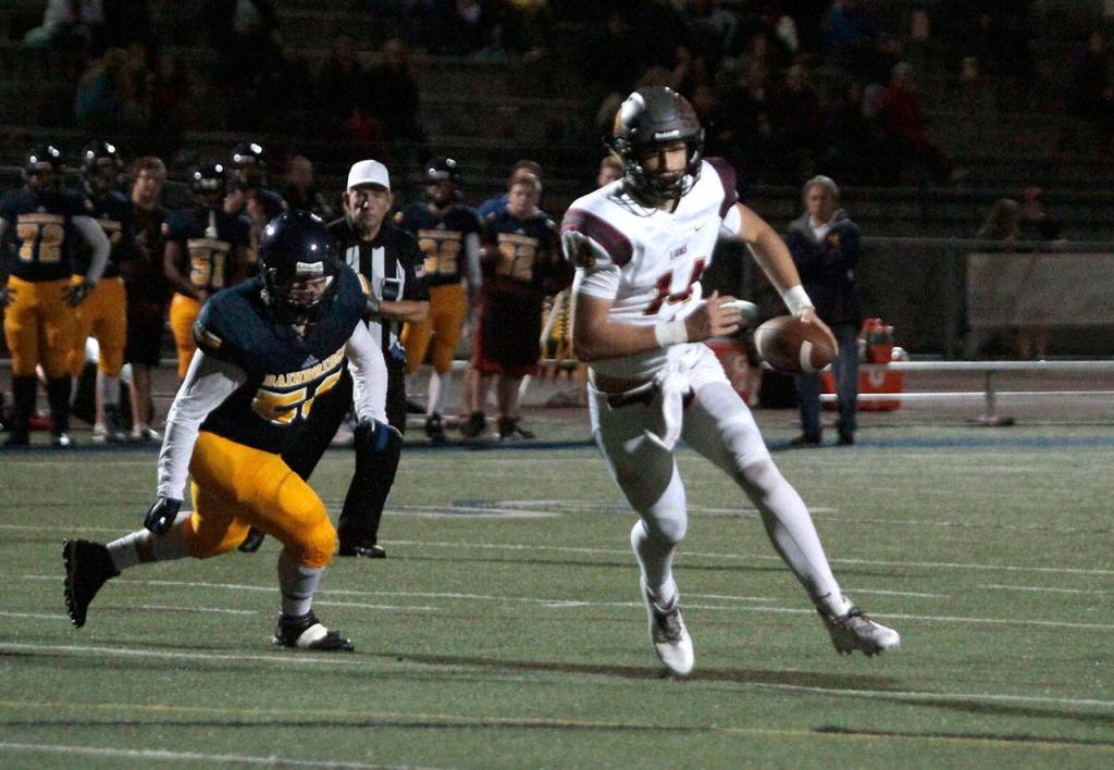 Football fiasco: Bainbridge boys beaten by Lakeside Lions | Photo gallery