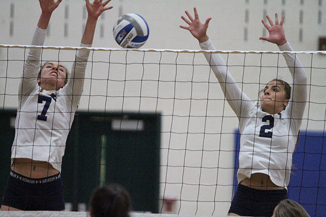 Spartans vs. Cougars | Photo gallery