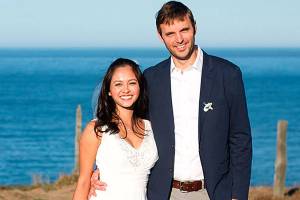 Couple joins hands in marriage