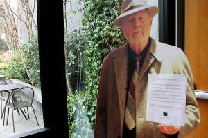 Raise a toast to Frank | Photo of the day 1.4