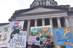 Activists try to occupy the front steps of the state capitol | 2018 Legislative Session