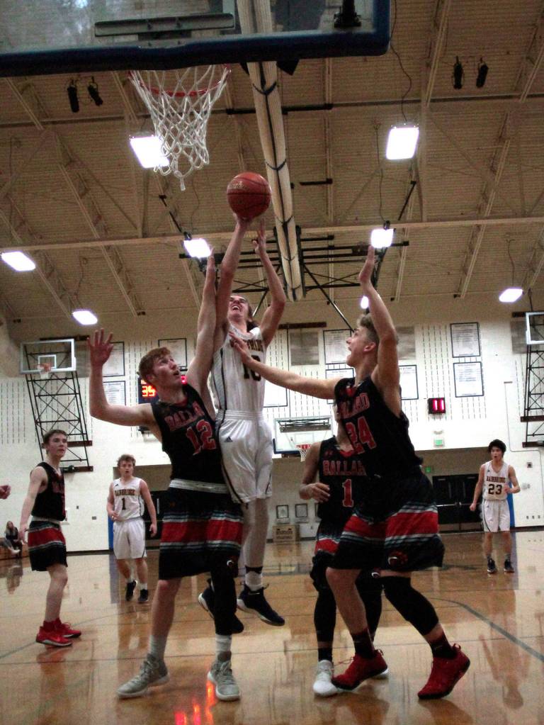 BHS boys suffer defeat in matchup with Ballard Beavers | Photo gallery