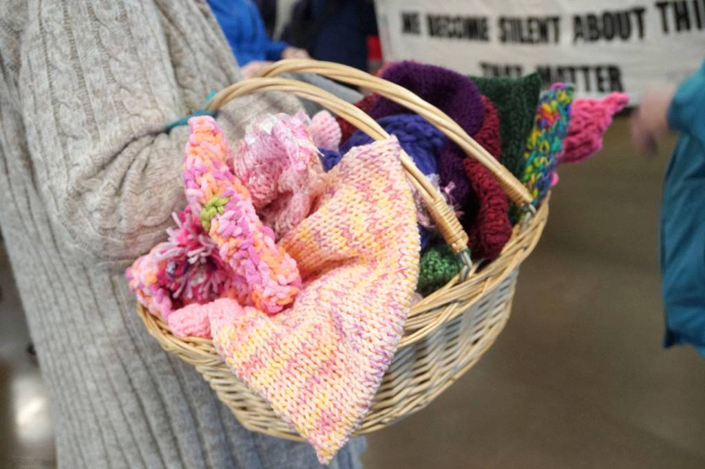 High hopes, busy feet: Bainbridge heads off to the second Women’s March | Photo gallery