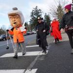 ‘Lock him up!’ | Photo of the day 1.20