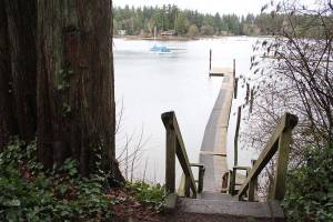 Dock project closes Bainbridge park