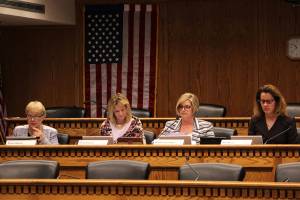 Lawmakers consider a bill to raise the legal tobacco age | 2018 Legislative Session