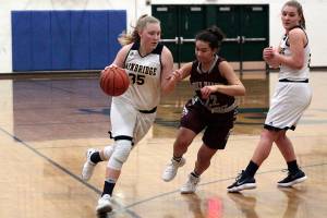 Bainbridge girls push past Cougars 63-45 in first postseason performance