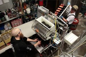 Fill ‘em up, please: Bottling day at the brewery | Photo of the day 2.8
