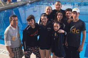Divers place at season opener