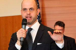 Taxes, guns among topics at town hall with 23rd District lawmakers