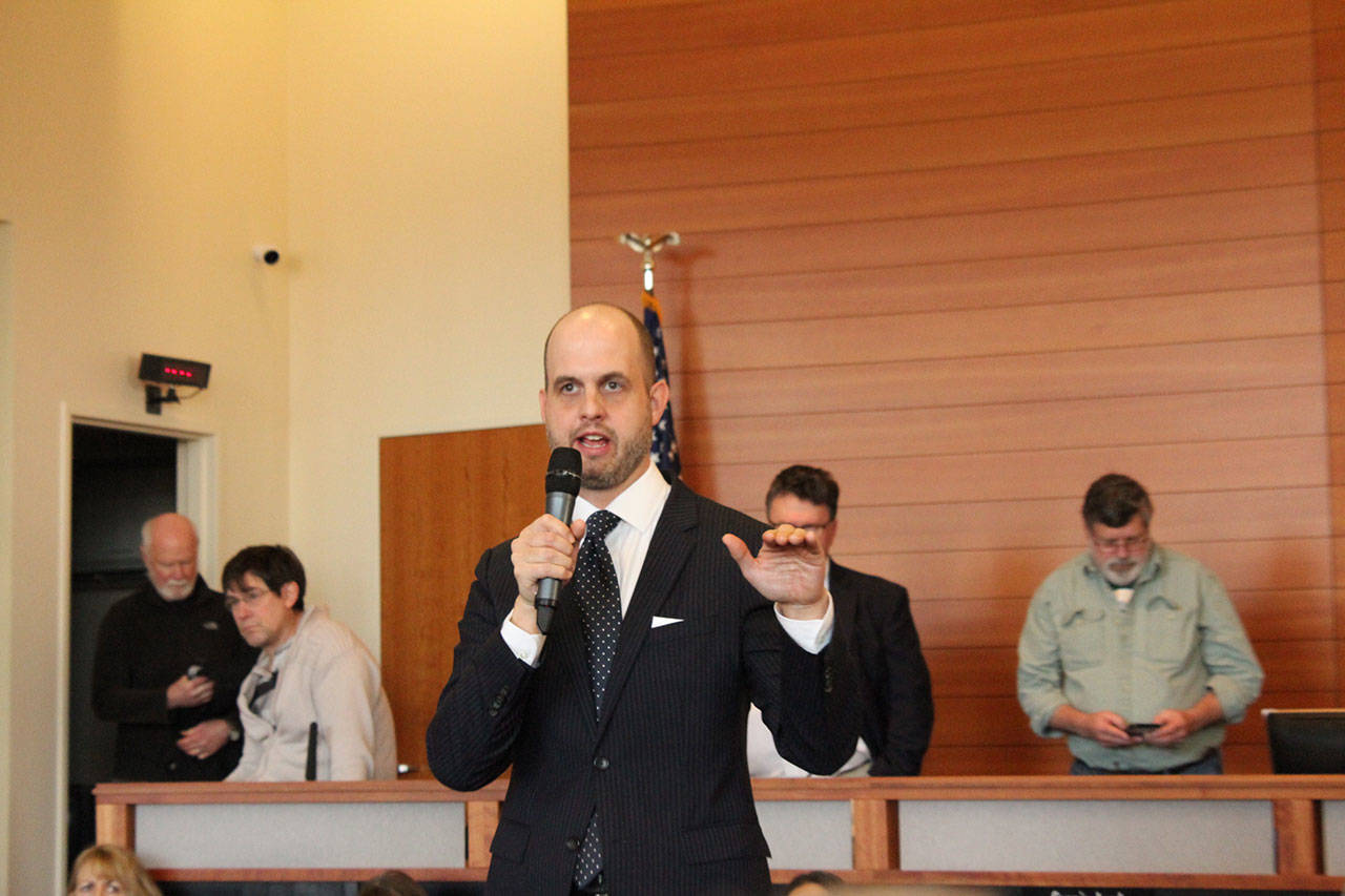 Taxes, guns among topics at town hall with 23rd District lawmakers