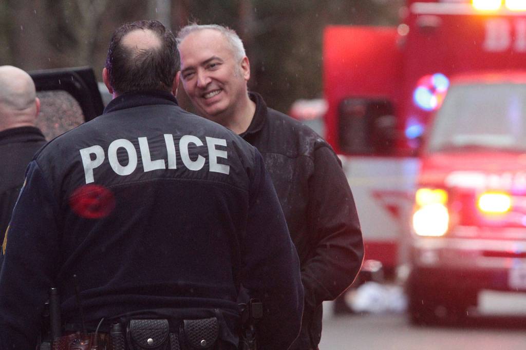 School lockdown leads to frantic manhunt | Photo gallery