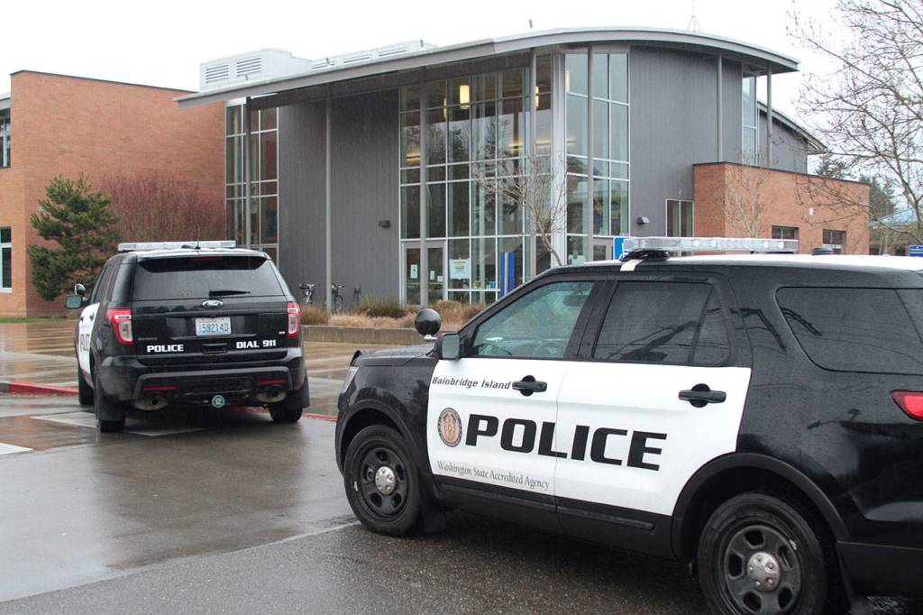 School lockdown leads to frantic manhunt | Photo gallery