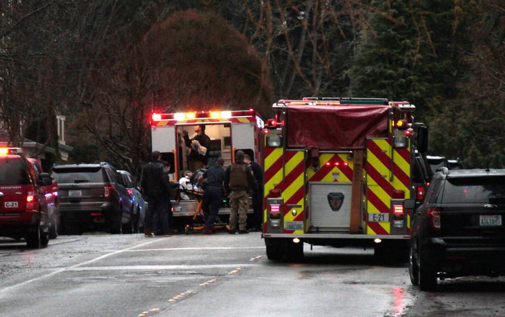 School lockdown leads to frantic manhunt | Photo gallery