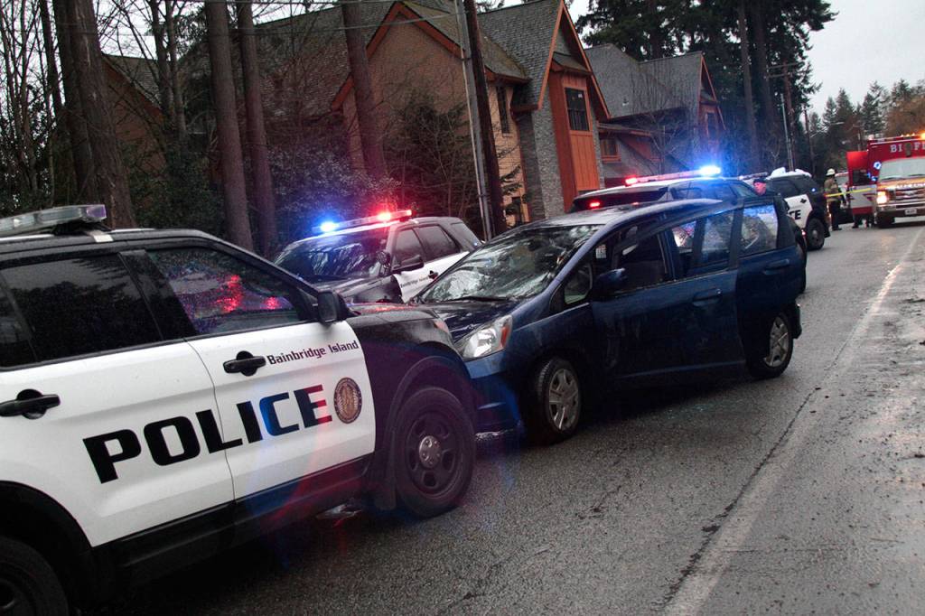 School lockdown leads to frantic manhunt | Photo gallery