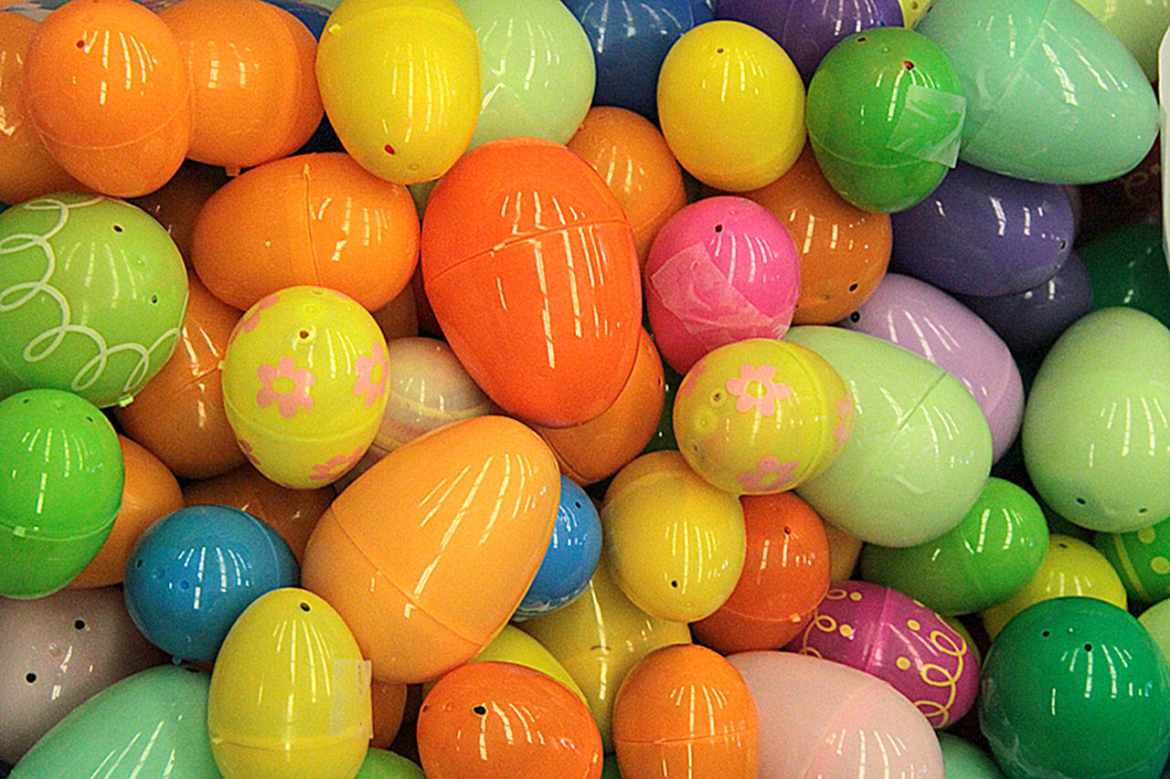 mEGGa hunt returns to Battle Point Park