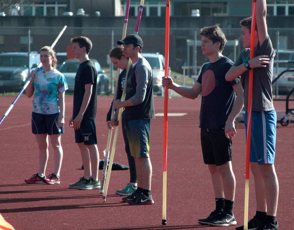 Bainbridge track team is on track for a great year | Photo gallery