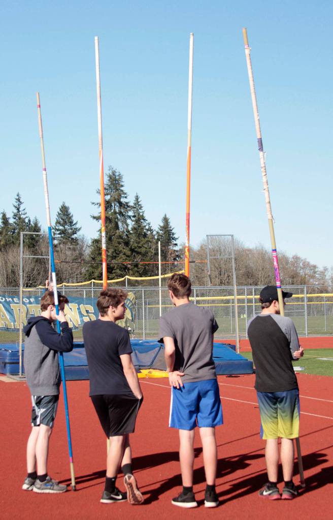 Bainbridge track team is on track for a great year | Photo gallery