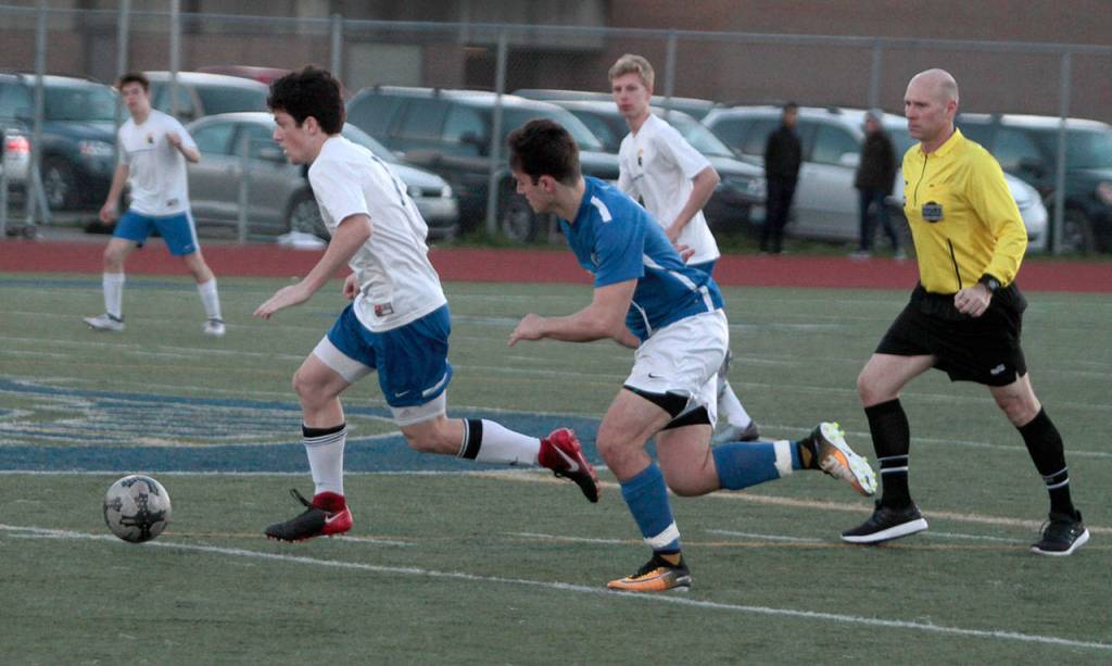 Spartan boys suffer against Seattle Prep in soccer setback | Photo gallery