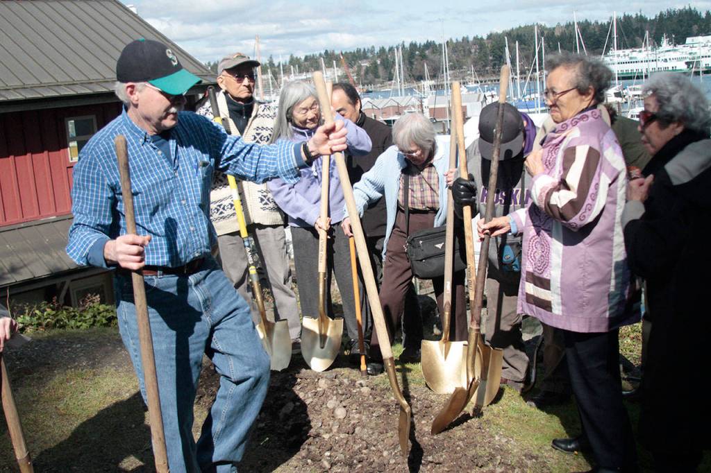Community marks 76 years since forced removal of Japanese Americans with ceremony, memorial groundbreaking | Photo gallery