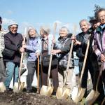 Community marks 76 years since forced removal of Japanese Americans with ceremony, memorial groundbreaking | Photo gallery