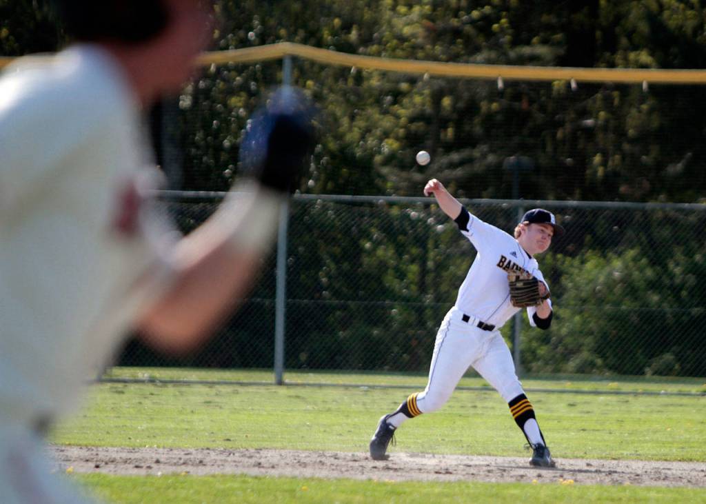 Bainbridge bested by Ballard baseballers | Photo gallery