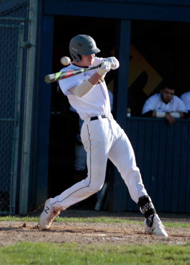 Bainbridge bested by Ballard baseballers | Photo gallery