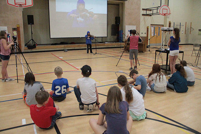 Getting set for the big show | Photo gallery